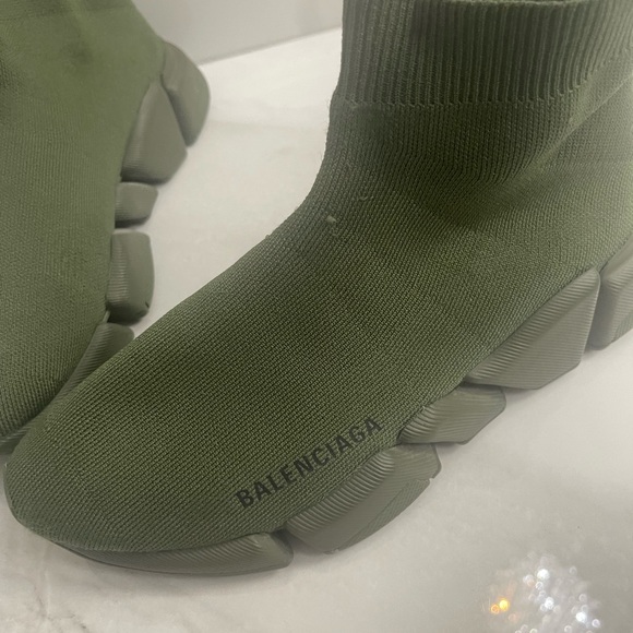 BALENCIAGA - WOMEN'S SPEED KNIT SNEAKERS IN GREEN - Picture 2 of 5